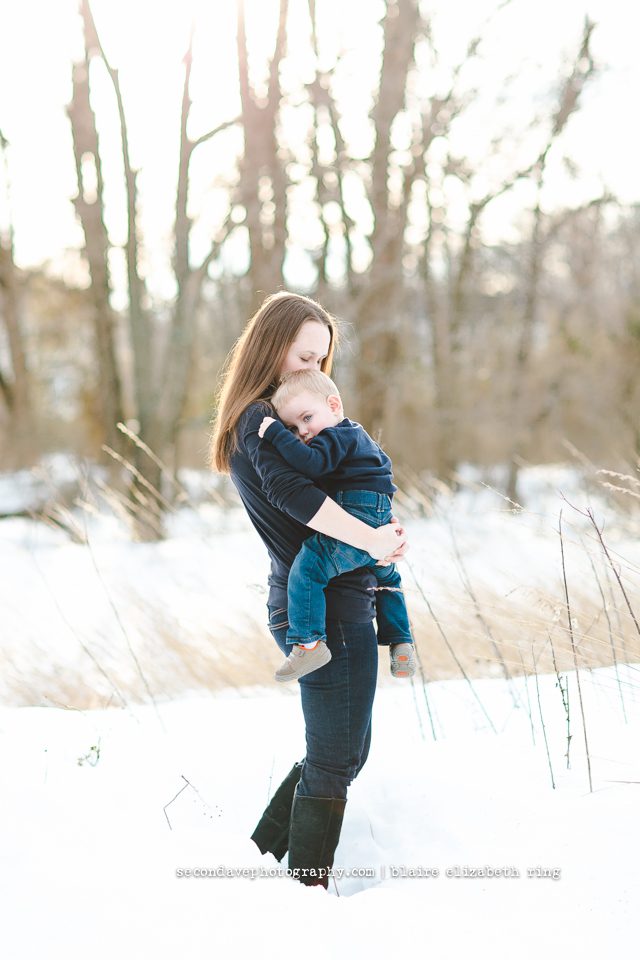 Snowy breastfeeding portraits in Northern Virginia and the Washington DC metro area. Empowering mothers on their breastfeeding journey.