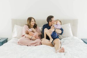 northern-virginia-newborn-photographer-mom-dad-big-brother-candid