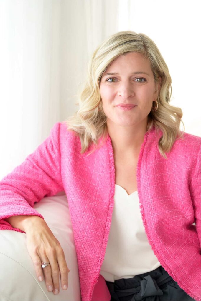Explore alternative education options with educational consultant Jenna Myers, owner of The Sophisticated Teacher, and find the best fit for your child’s learning journey, from homeschooling to private schools in Northern VA.