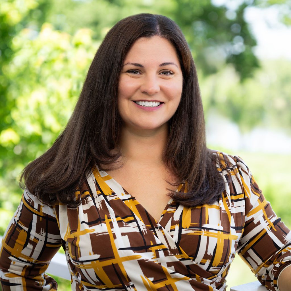 Learn how to stop people pleasing, overcome limiting beliefs, and quiet negative self-talk for a calmer, more confident life by life coach Sara Lewis.